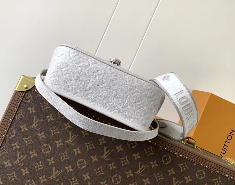 LX Satchel bags Sleek 9128