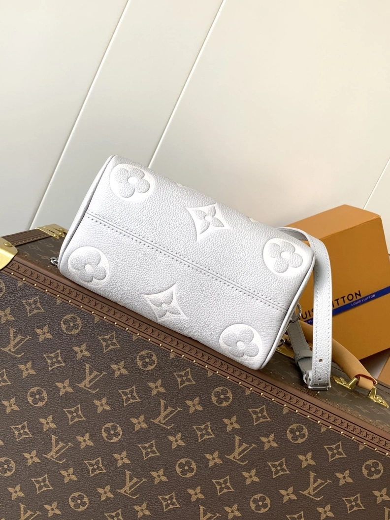 BestValue LX Speedy Bags 8610