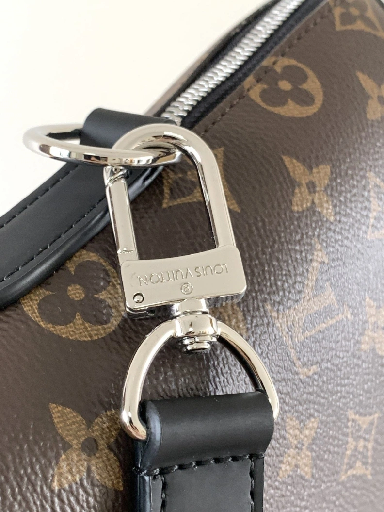 Sophisticated LX Top Handle Bags 8467