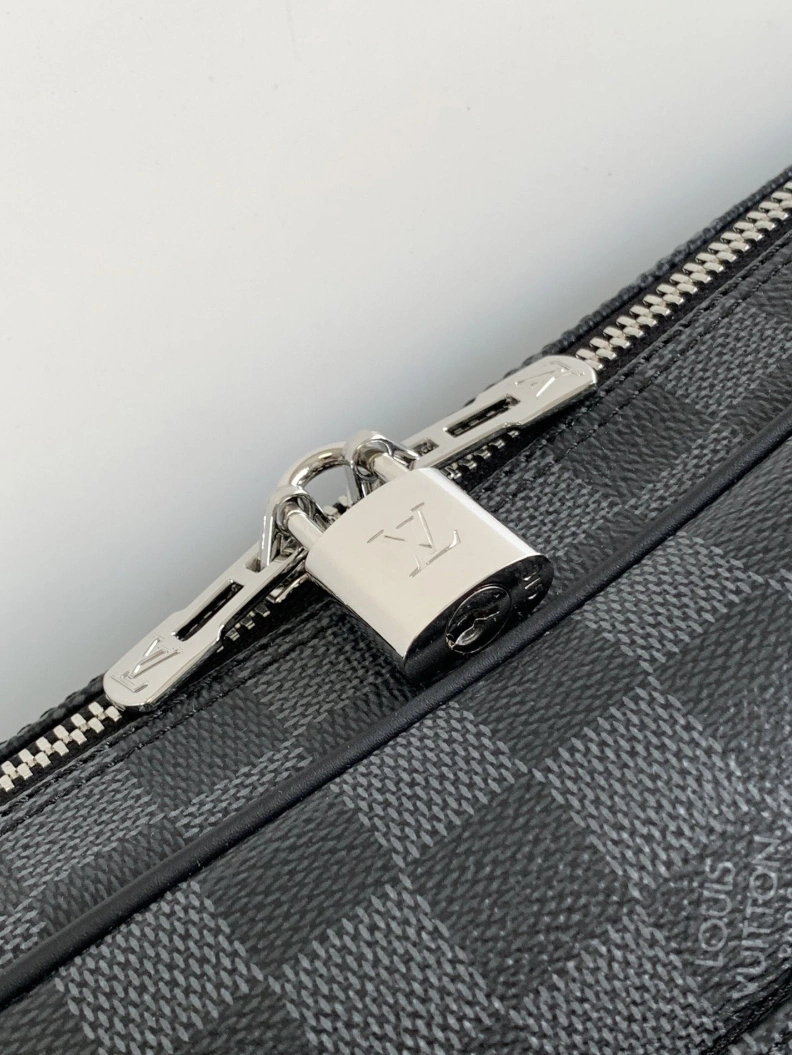 Durable LX Mens Briefcases 9163