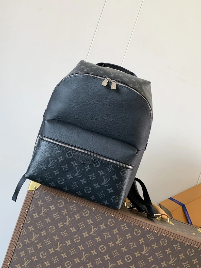 Trendsetting LX Backpacks 9656