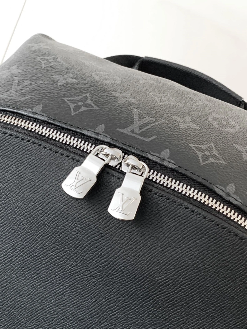 Trendsetting LX Backpacks 9656