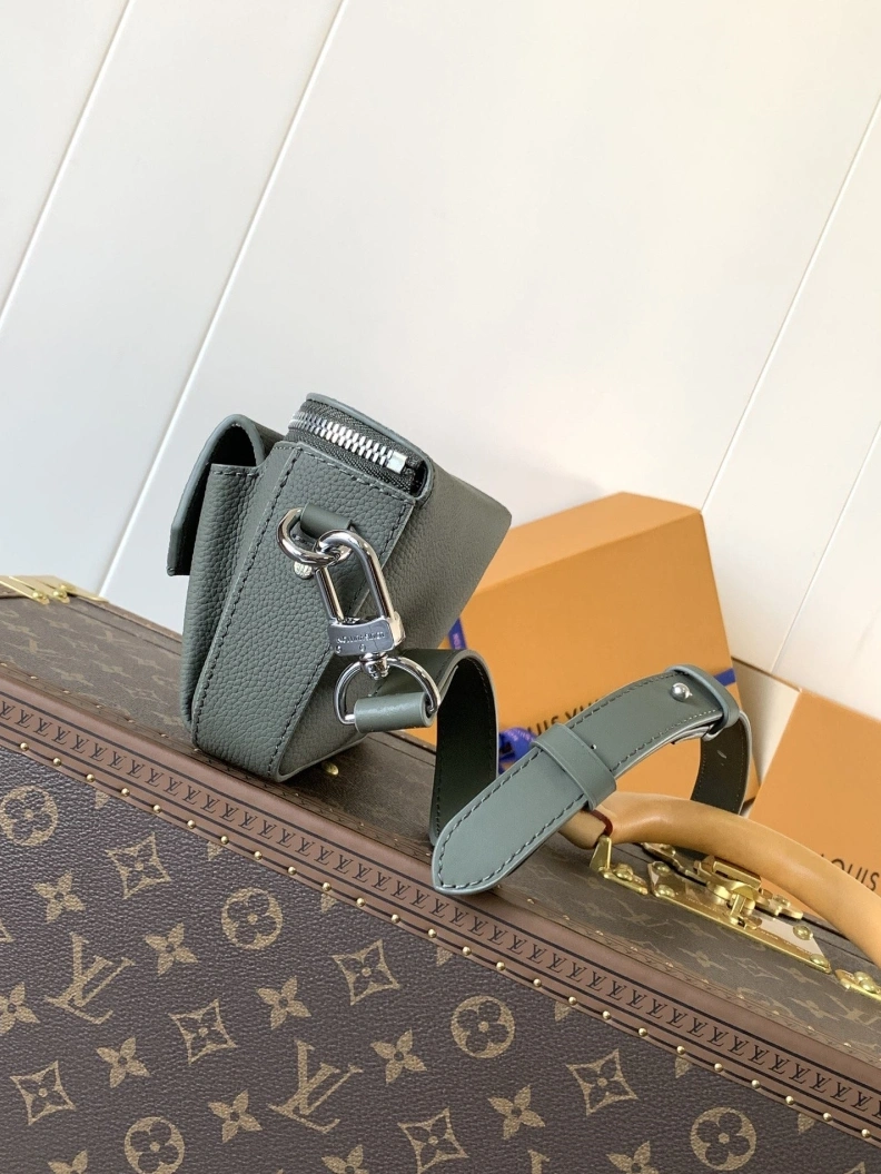 LX Satchel bags EyeCatching 9119
