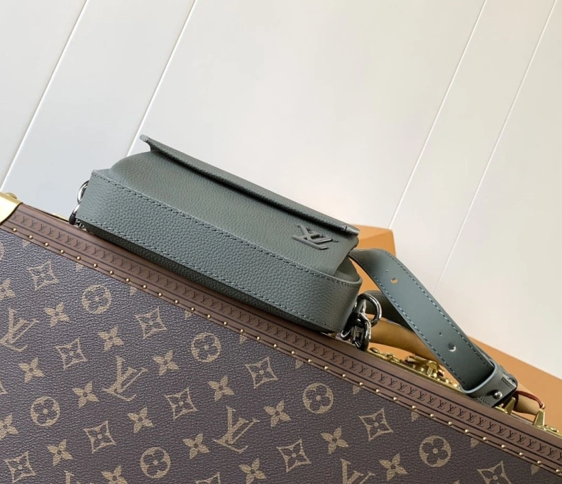 LX Satchel bags EyeCatching 9119