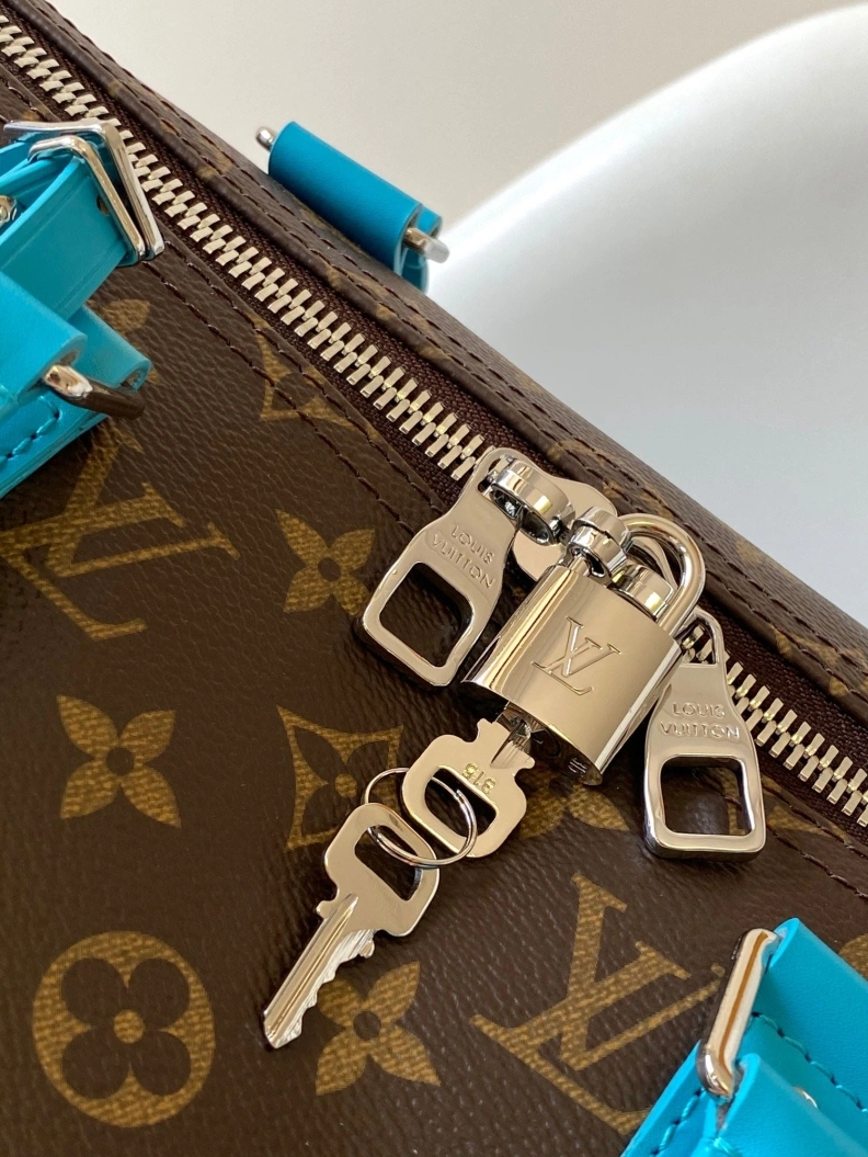 Bold LX Travel Bags 8188