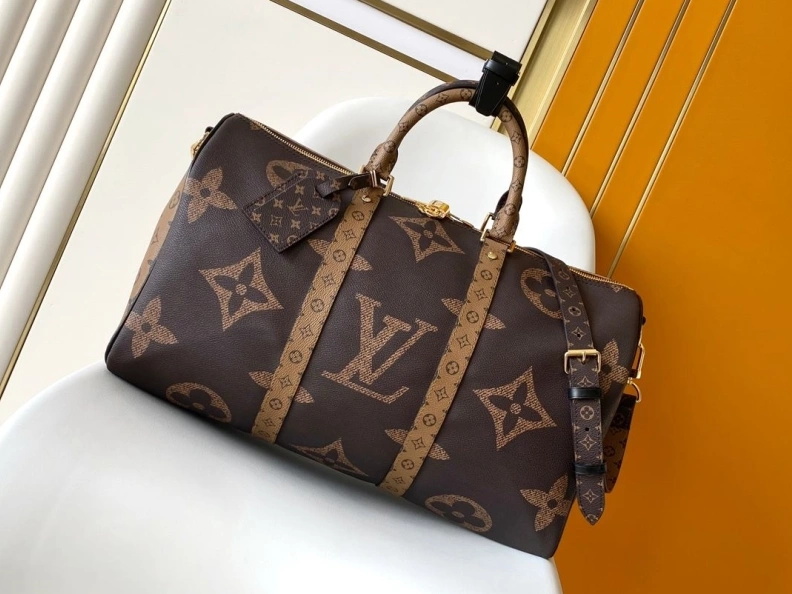 WellDesigned LX Travel Bags 8181