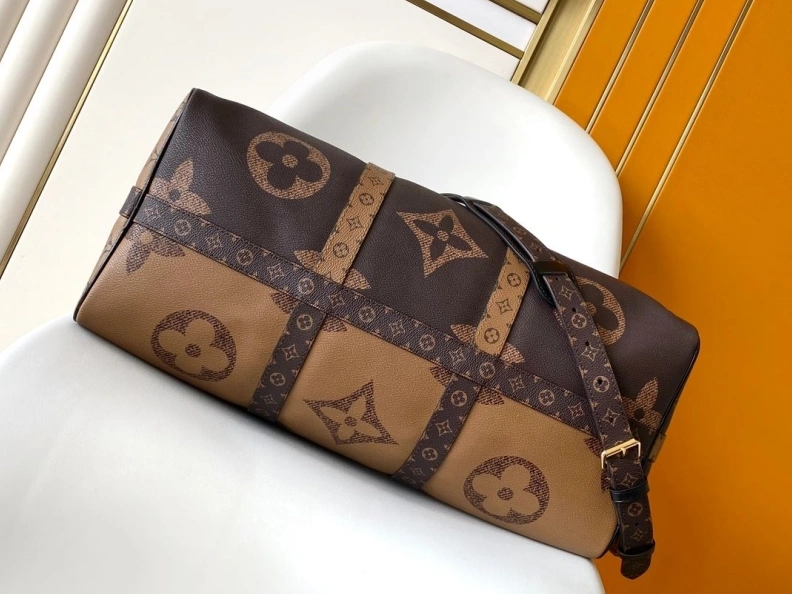 WellDesigned LX Travel Bags 8181