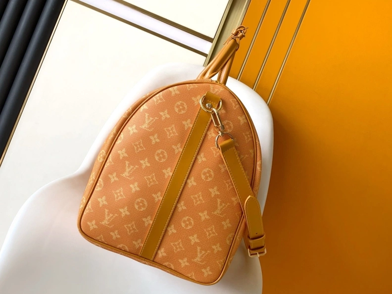 Comfortable LX Travel Bags 8197