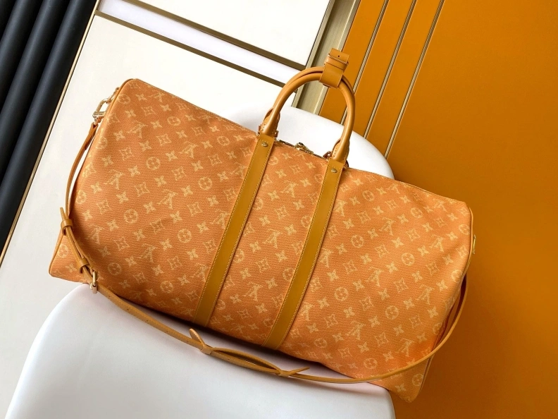 Comfortable LX Travel Bags 8197