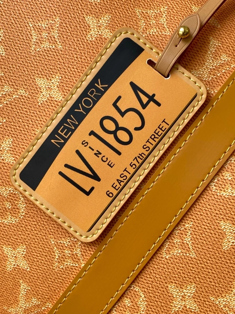 Comfortable LX Travel Bags 8197