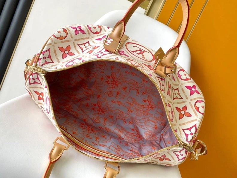 Comfortable LX Travel Bags 8169