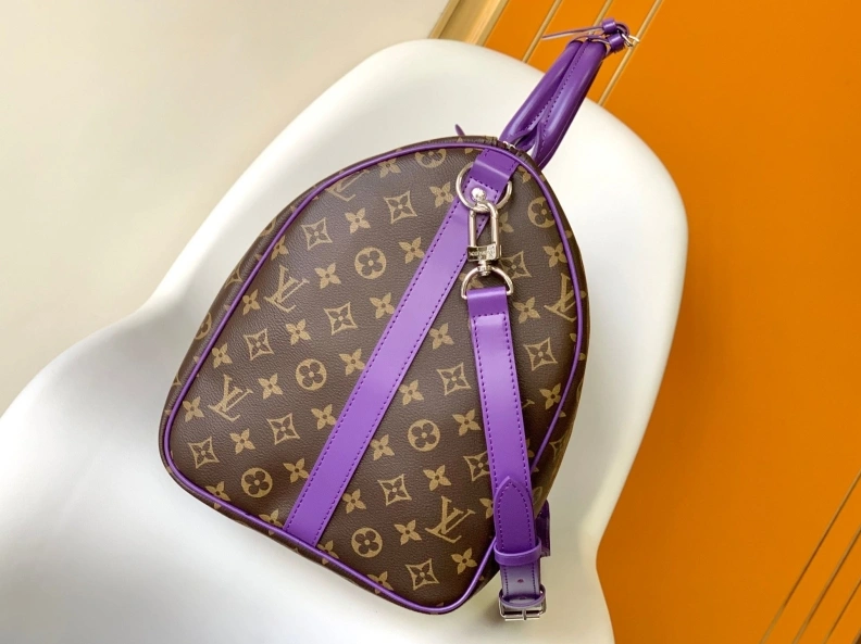 DailyWear LX Travel Bags 8158