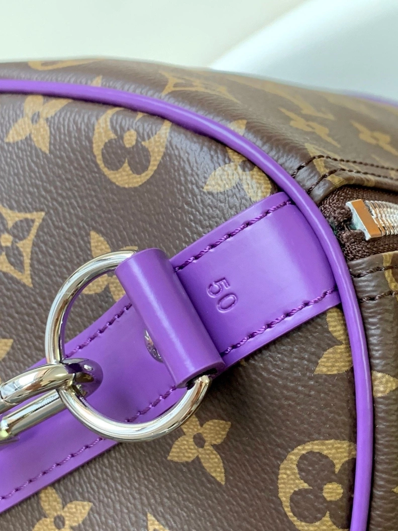 DailyWear LX Travel Bags 8158