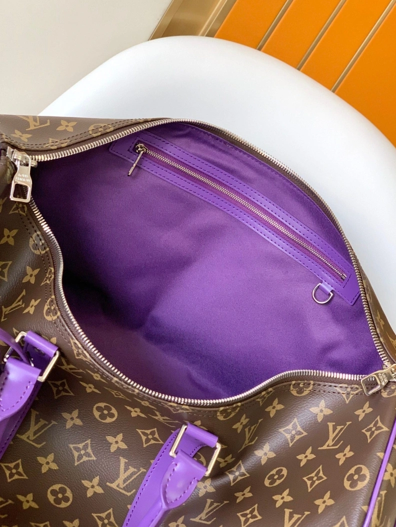 DailyWear LX Travel Bags 8158
