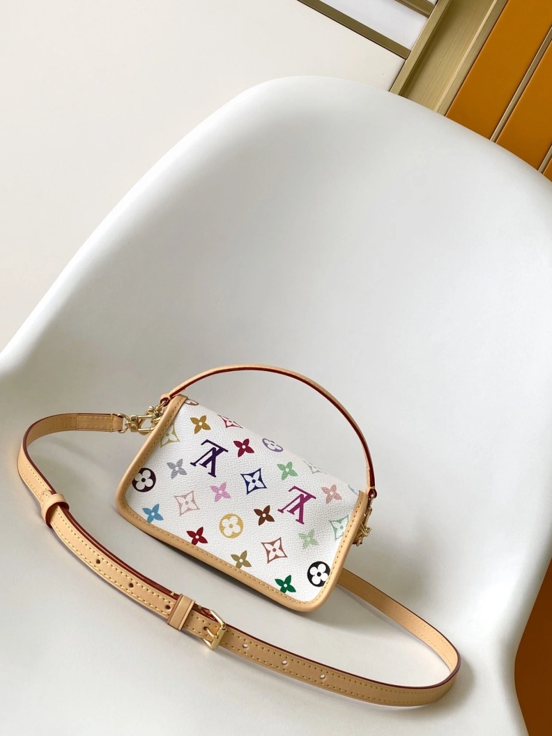 Cozy LX Satchel bags 9111