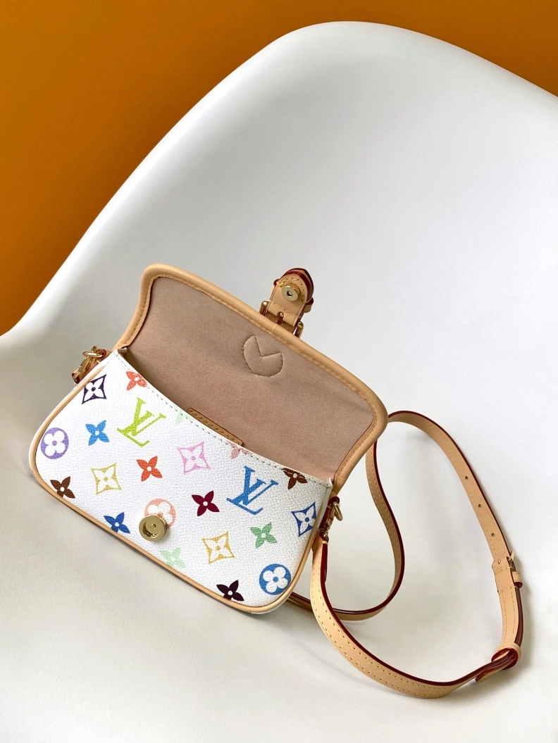 Cozy LX Satchel bags 9111