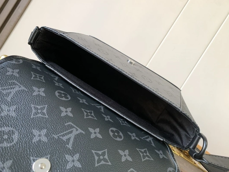 Fashionable LX Satchel bags 9109