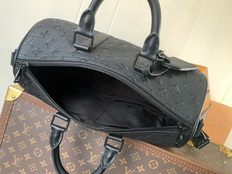 Durable LX Travel Bags 8150