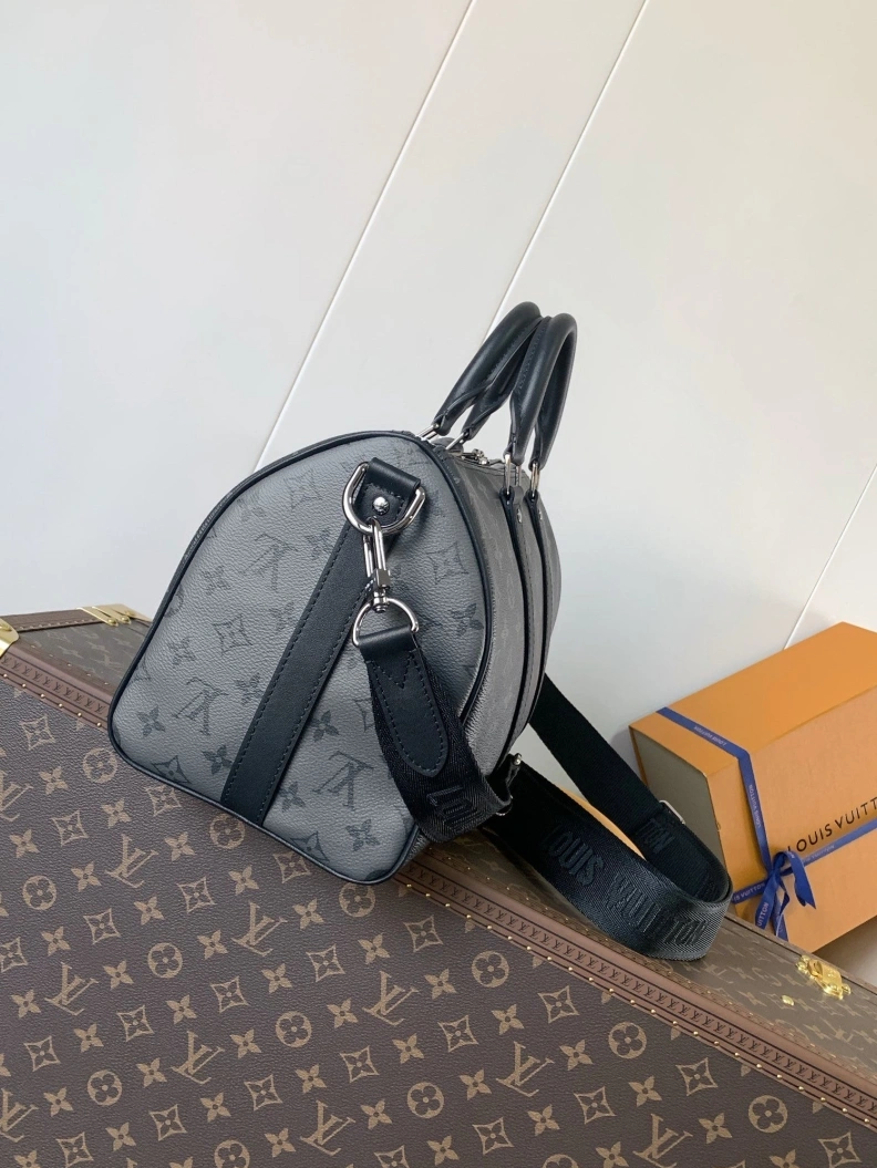 Comfortable LX Travel Bags 8138