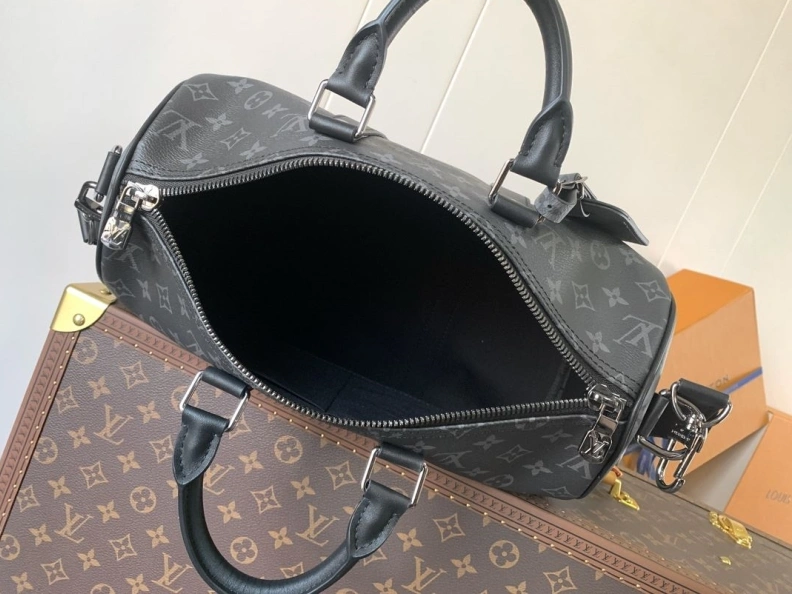 Comfortable LX Travel Bags 8138