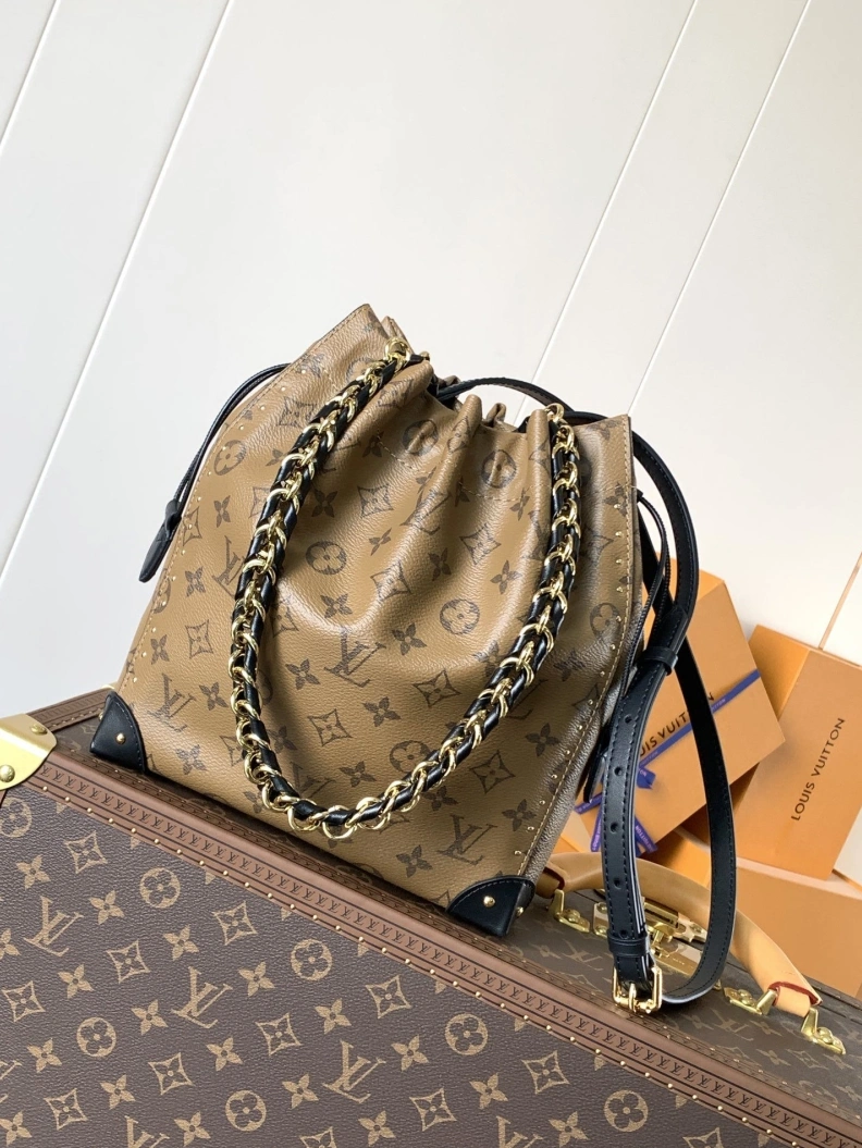 Sophisticated LX Bucket Bags 9457