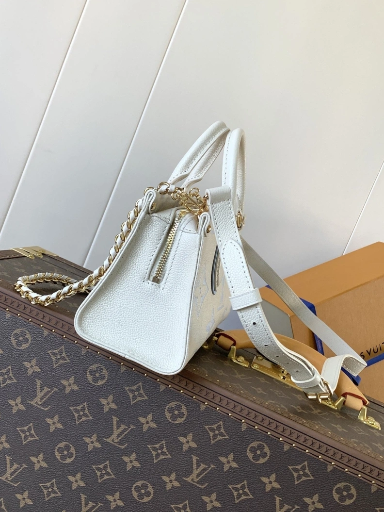 LX Top Handle Bags Lightweight 8471