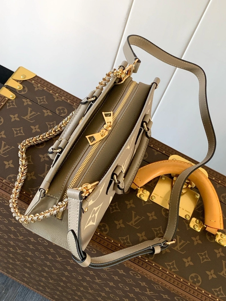 Cozy LX Top Handle Bags 8465