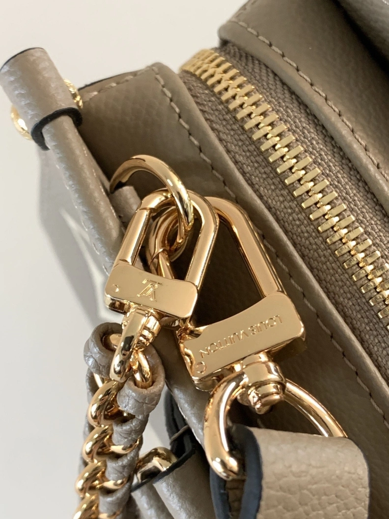 Cozy LX Top Handle Bags 8465