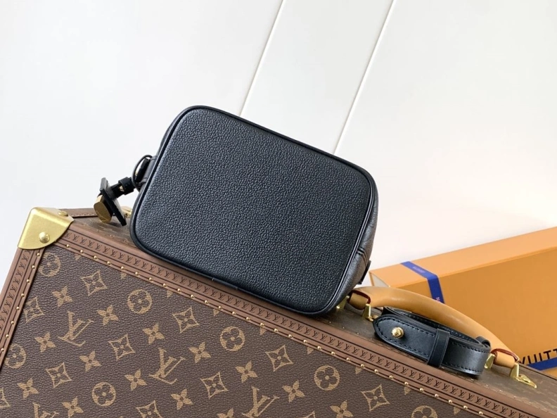 LX Bucket Bags EyeCatching 9435
