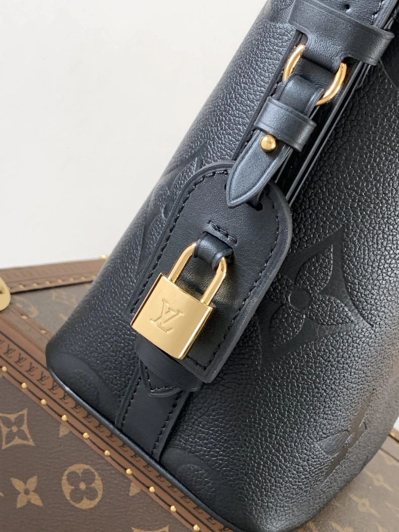 LX Bucket Bags EyeCatching 9435