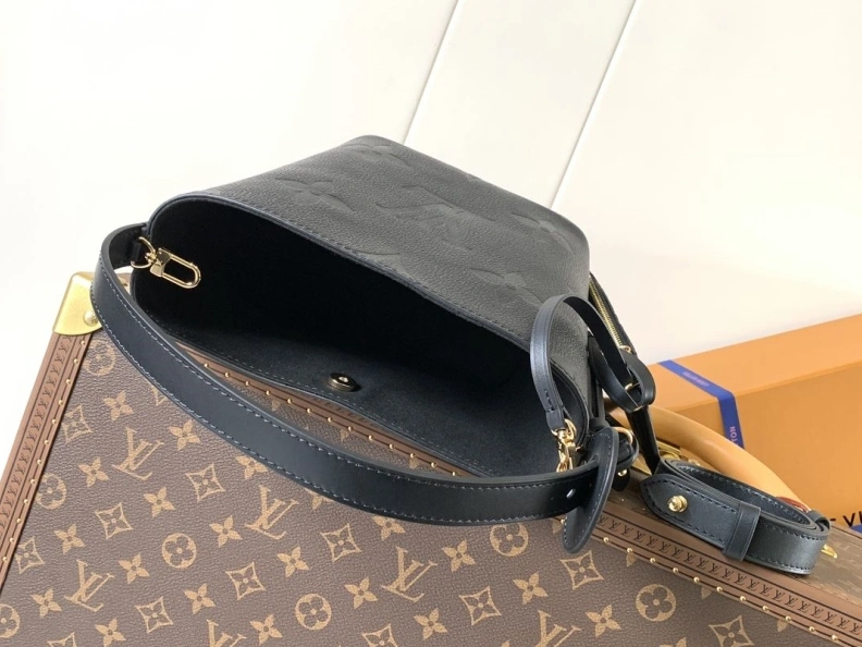 LX Bucket Bags EyeCatching 9435
