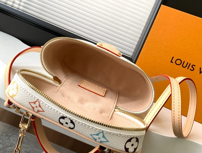 ModernLook LX Cosmetic Bags 9204