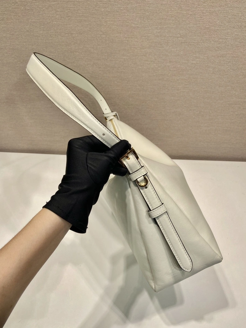 Trendsetting Prxdx Top Handle Bags 57043