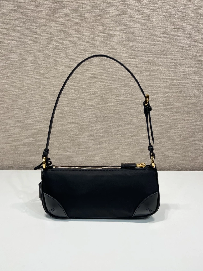 Soft Prxdx Top Handle Bags 57090