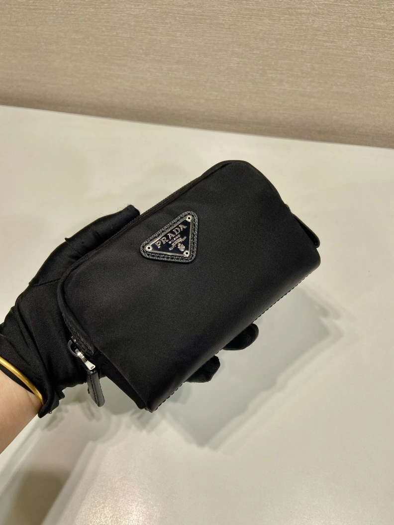 Breathable Prxdx Clutch Bags 57073