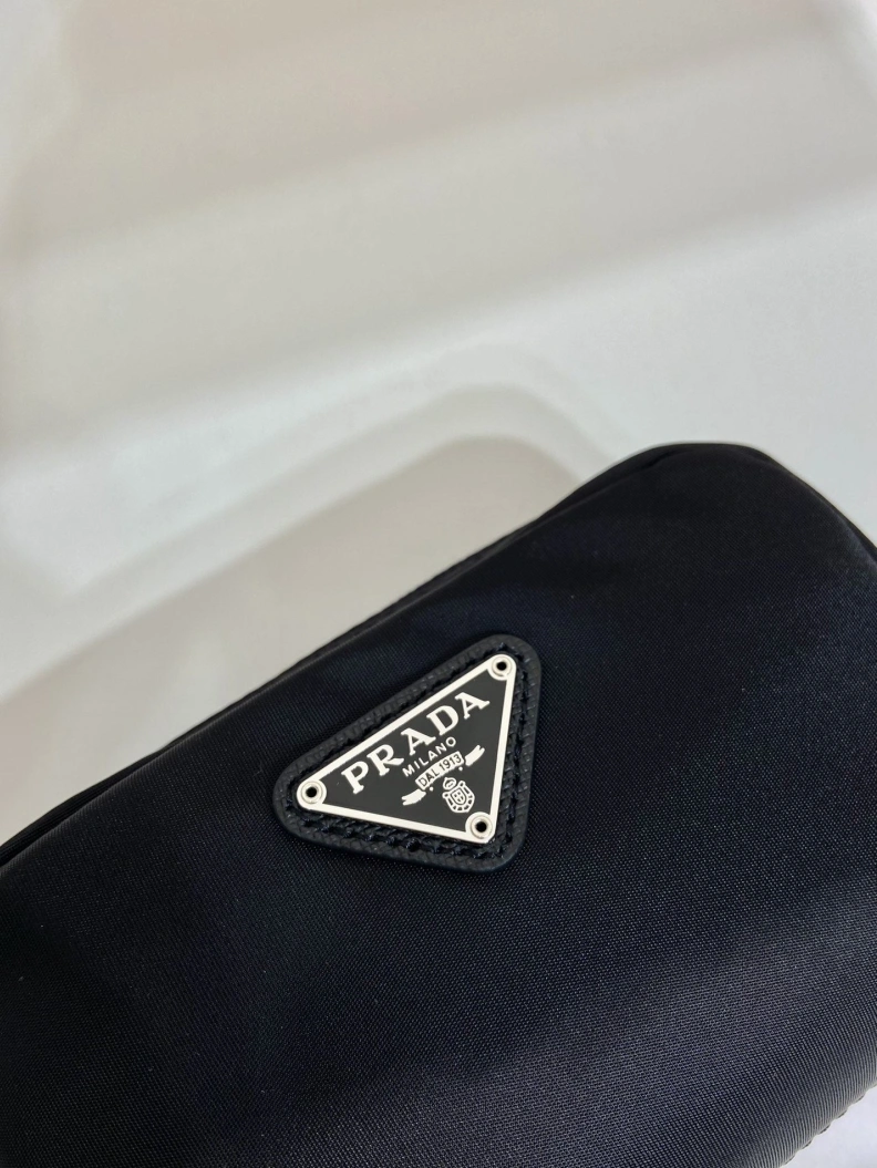 Breathable Prxdx Clutch Bags 57073
