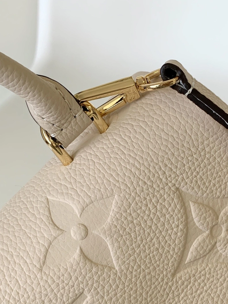 LX Top Handle Bags Bright 8460