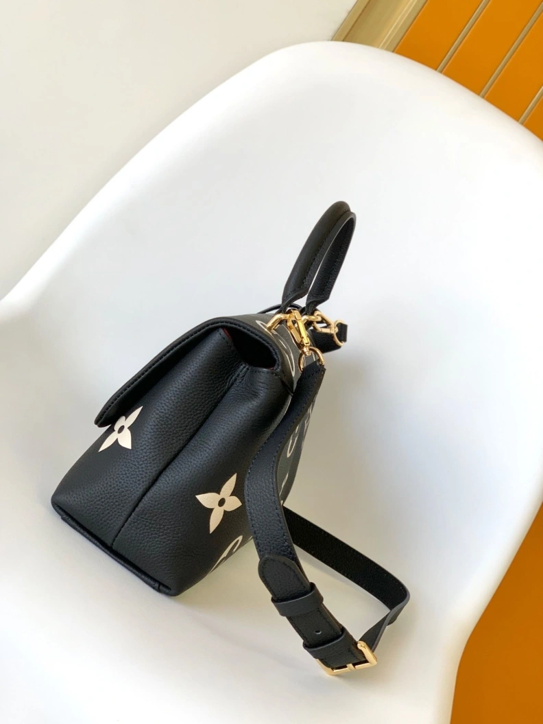 Sophisticated LX Top Handle Bags 8464