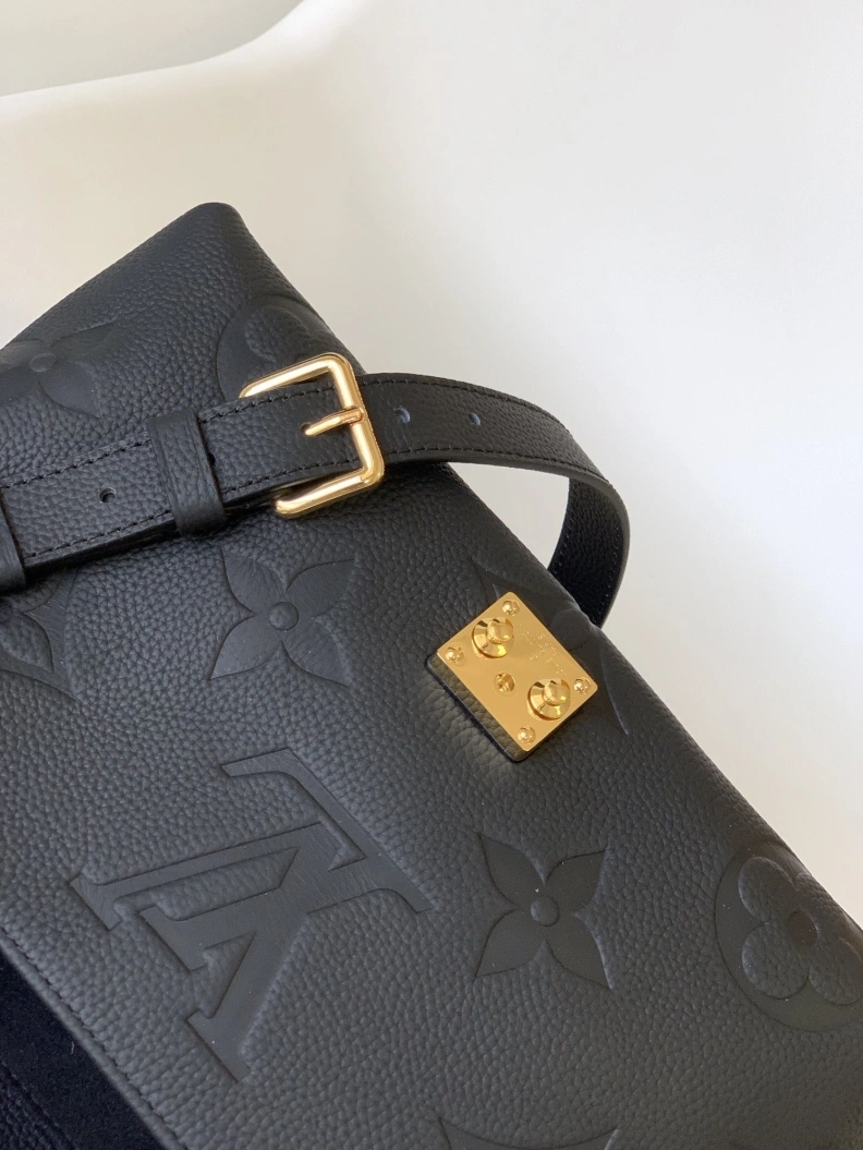 Vibrant LX Top Handle Bags 8457
