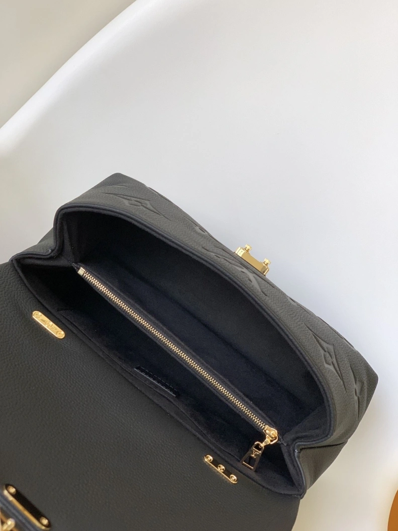 Vibrant LX Top Handle Bags 8457