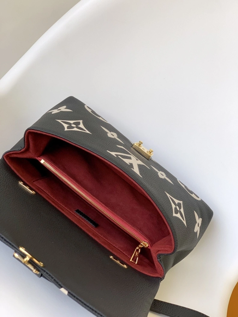 WellDesigned LX Top Handle Bags 8453