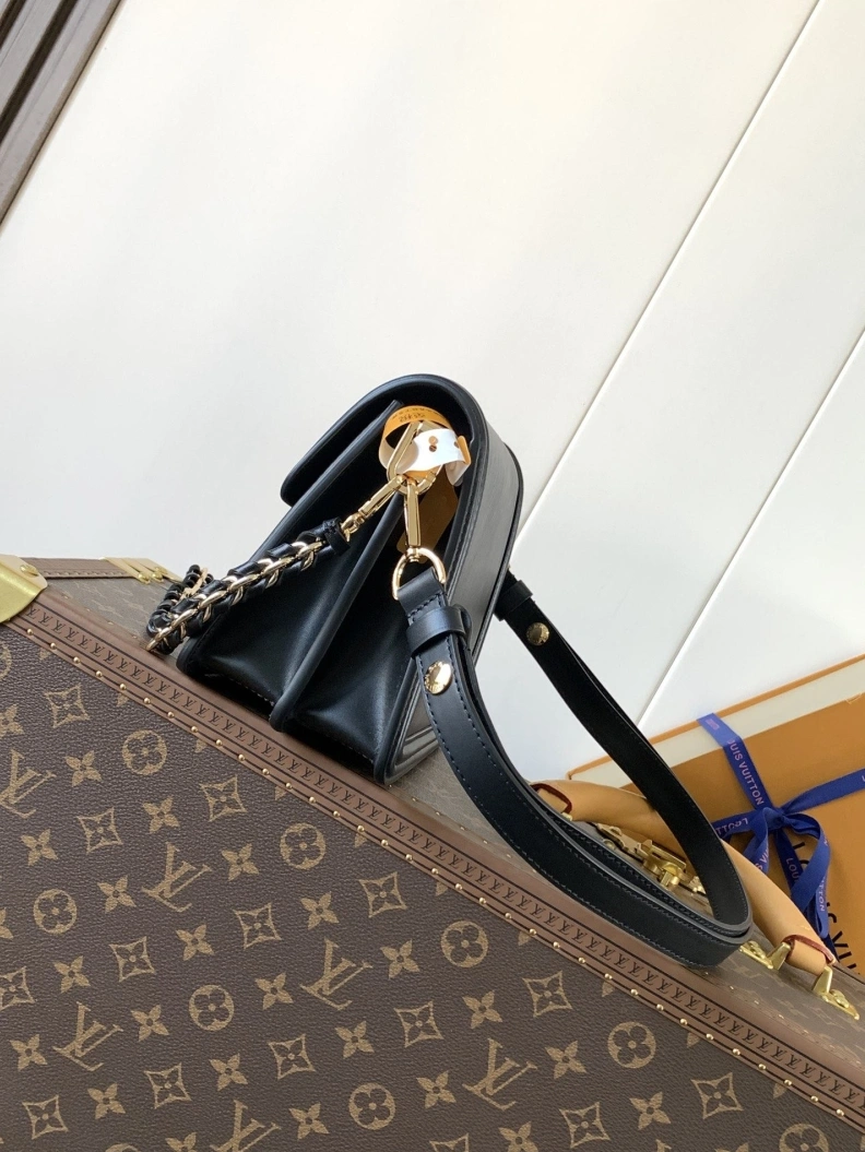 Lightweight LX Satchel bags 9089
