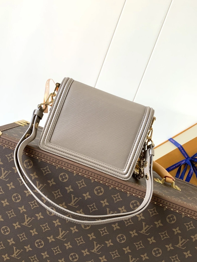 LX Satchel bags ModernLook 9087