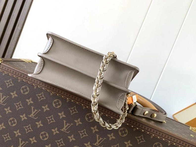 LX Satchel bags ModernLook 9087