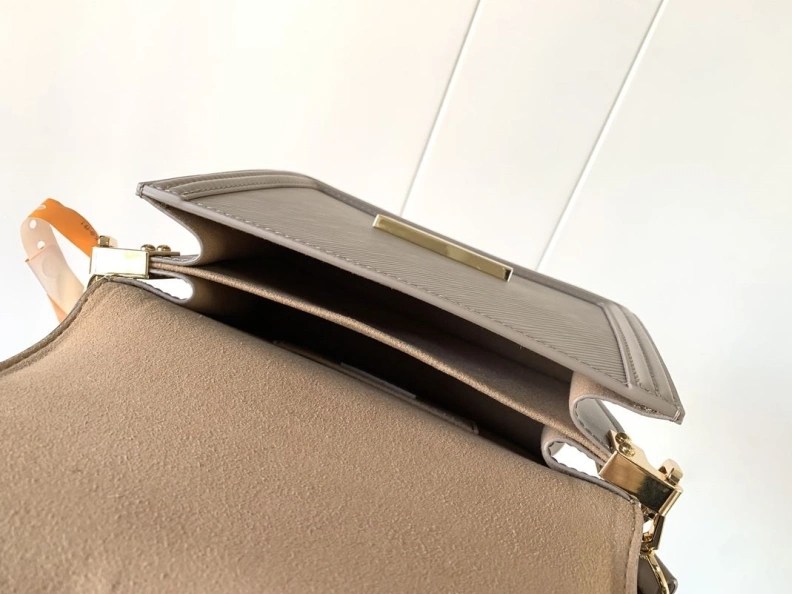 LX Satchel bags ModernLook 9087