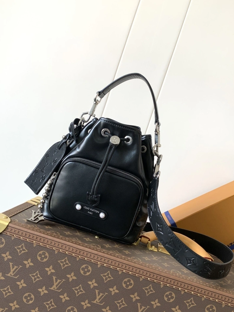 Sophisticated LX Bucket Bags 9429