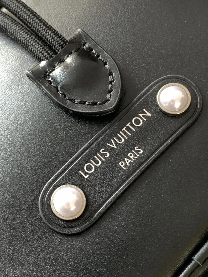 Sophisticated LX Bucket Bags 9429