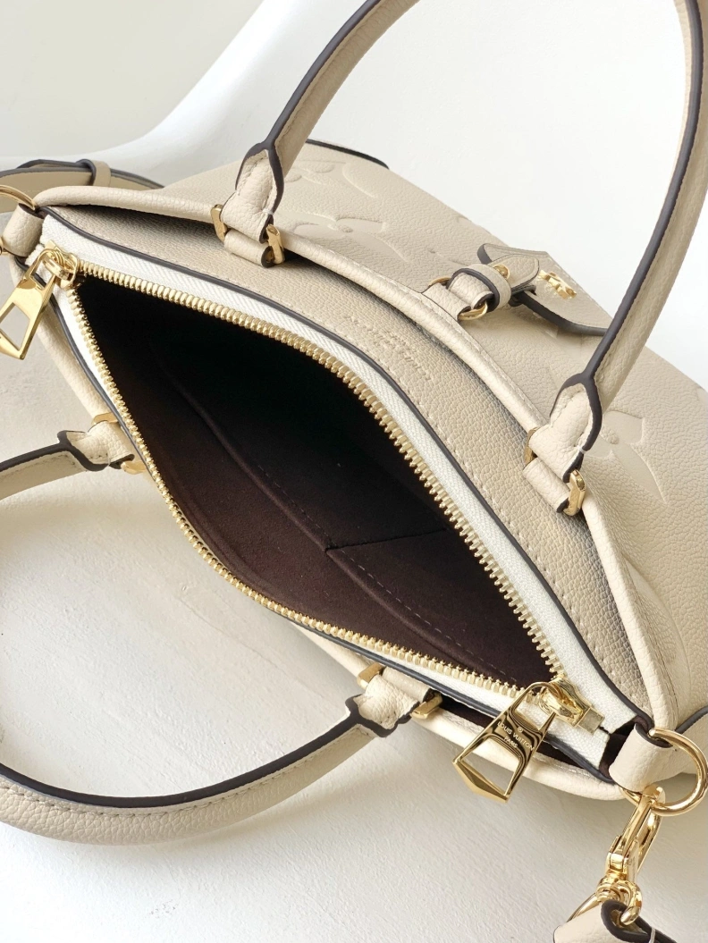LX Top Handle Bags EyeCatching 8470
