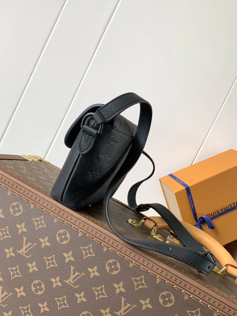 LX Satchel bags Fashionable 9081