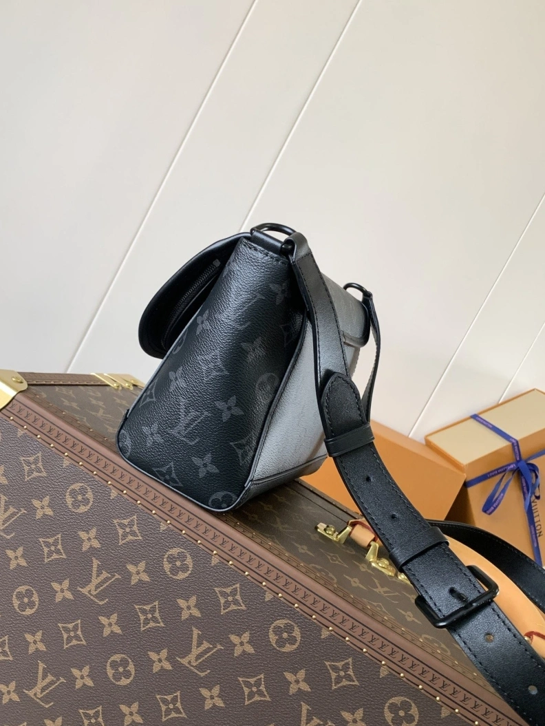 Comfortable LX Satchel bags 9080